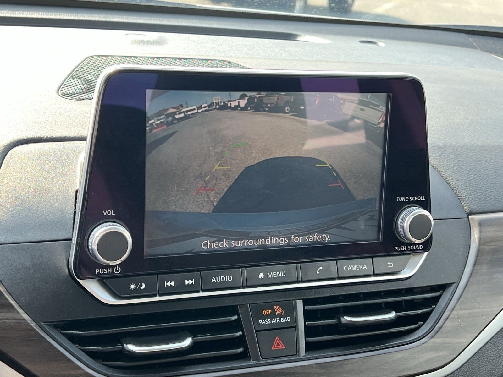 Used 2024 Nissan Altima 2.5 SV FWD image 19