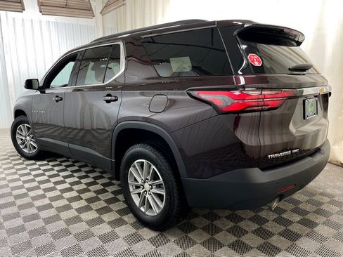 Used 2023 Chevrolet Traverse LT w/ LPO, Floor Liner Package AWD/4WD image 5