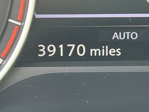 Certified 2024 Nissan Rogue SV AWD/4WD image 24
