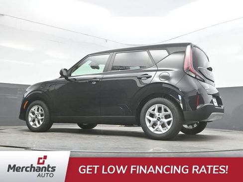 Used 2023 Kia Soul LX w/ LX Technology Package FWD image 31
