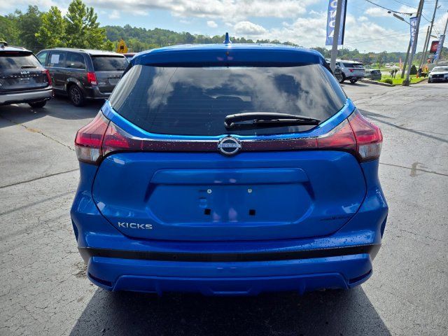 Used 2025 Nissan Kicks Play S FWD image 7
