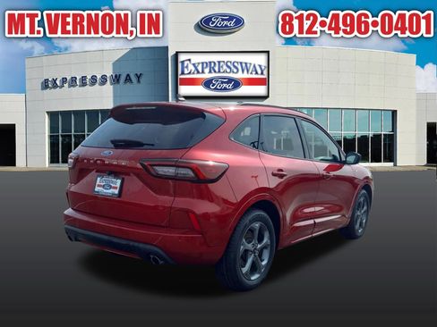 Used 2024 Ford Escape ST-Line w/ Cold Weather Package FWD image 7
