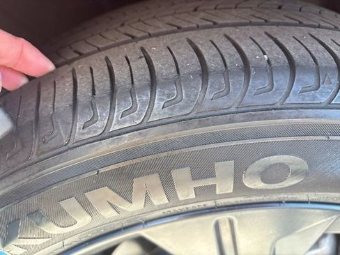 Used 2023 Hyundai Elantra SEL w/ Preferred Accessory Package image 12