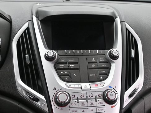 Used 2015 GMC Terrain SLE FWD image 23