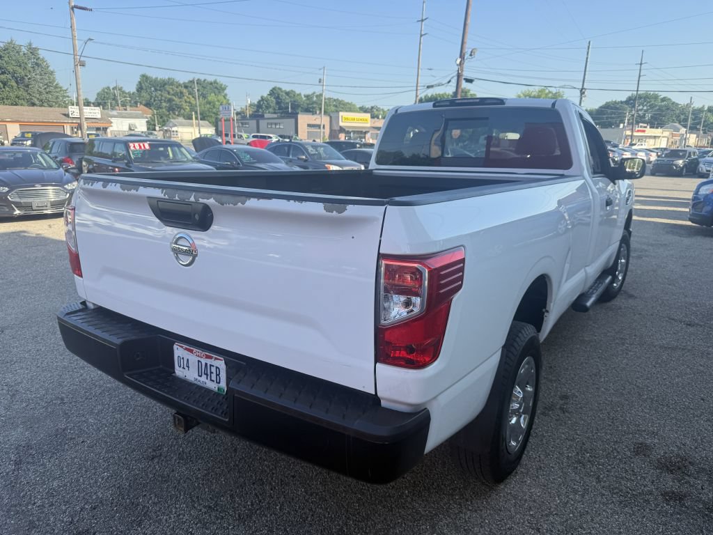 Used 2017 Nissan Titan S AWD/4WD image 4