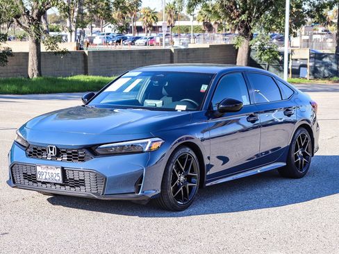 Certified 2025 Honda Civic Sport image 3