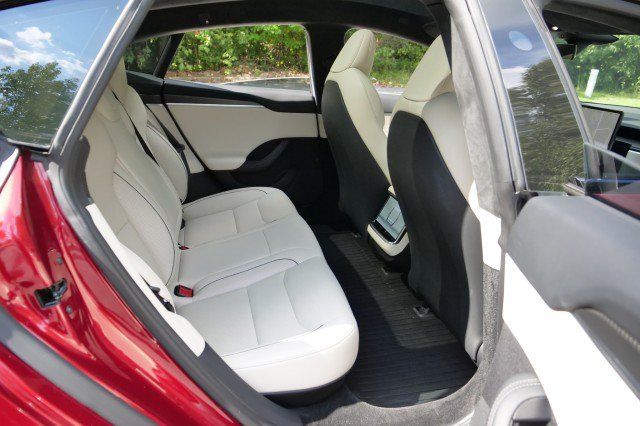 Used 2023 Tesla Model S Plaid AWD/4WD image 35