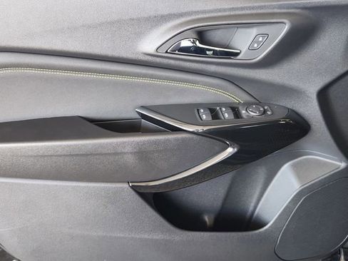 New 2026 Chevrolet Trax ACTIV w/ Driver Confidence Package FWD image 19