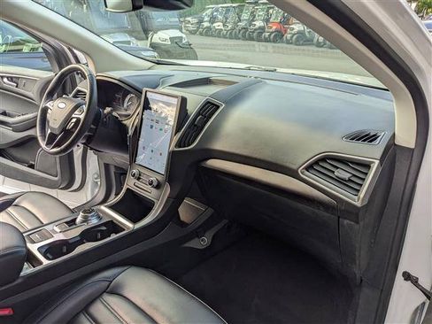 Used 2024 Ford Edge SEL AWD/4WD image 18