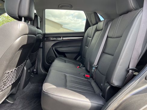 Used 2013 Kia Sorento EX w/ Premium Plus Pkg FWD image 28