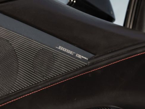 Used 2022 Chevrolet Corvette Stingray Premium Conv w/ Z51 Performance Package RWD image 46
