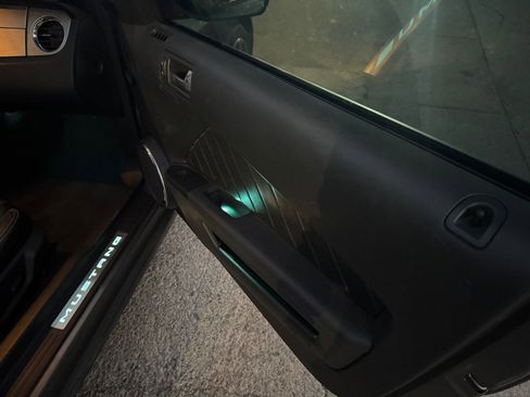 Used 2010 Ford Mustang GT image 18