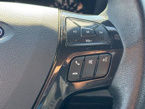 Used 2018 Ford Explorer XLT FWD image 21