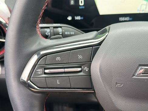 Used 2025 Chevrolet Equinox RS w/ Safety and Technology Package FWD image 17