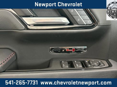 New 2026 GMC Sierra 1500 AT4X image 9