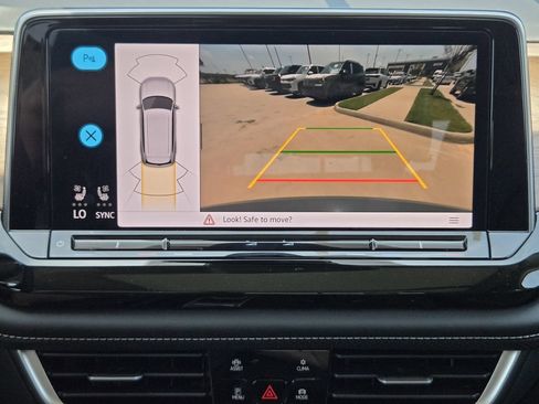 New 2026 Volkswagen Atlas SE FWD image 17