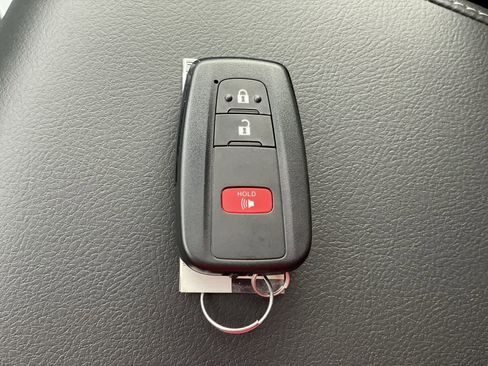 Used 2023 Toyota 4Runner SR5 Premium w/ Moonroof Package AWD/4WD image 24