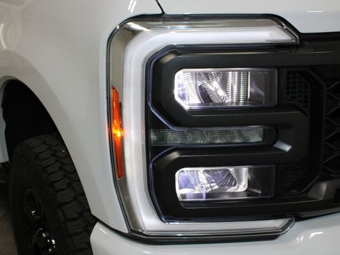 Used 2023 Ford F250 XL w/ STX Appearance Package image 12