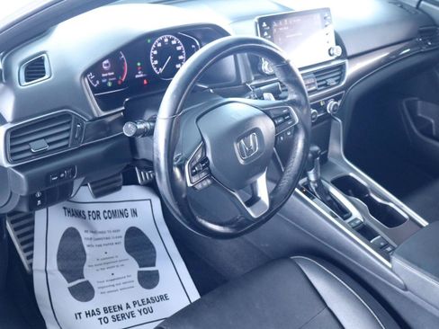 Used 2019 Honda Accord Sport image 15