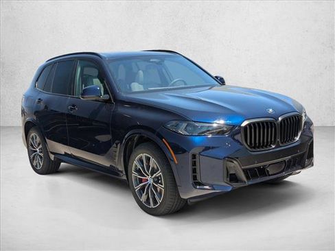New 2026 BMW X5 xDrive40i w/ M Sport Package AWD/4WD image 7