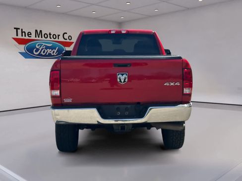 Used 2018 RAM 2500 Tradesman w/ Chrome Appearance Group AWD/4WD image 6