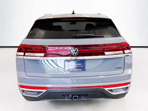 Certified 2025 Volkswagen Atlas Cross Sport SEL AWD/4WD image 6
