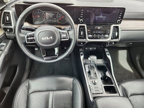 Used 2022 Kia Sorento S AWD/4WD image 11