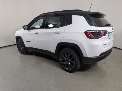 New 2026 Jeep Compass Limited w/ Sun, Sound & Navigation Group image 5