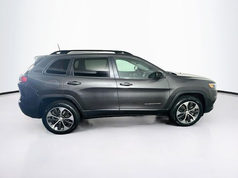 Used 2022 Jeep Cherokee Limited w/ Elite Package AWD/4WD image 10