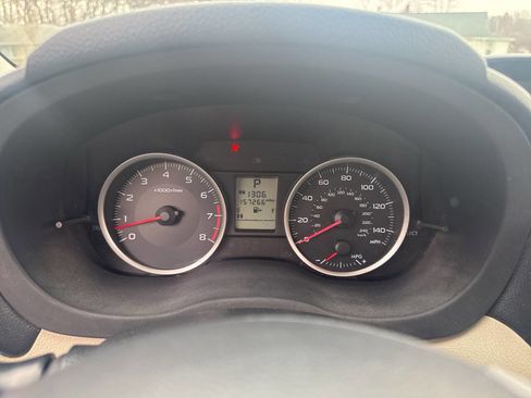 Used 2013 Subaru Crosstrek 2.0i Premium image 10