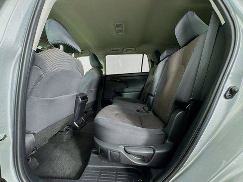 Certified 2024 Toyota Highlander LE AWD/4WD image 22