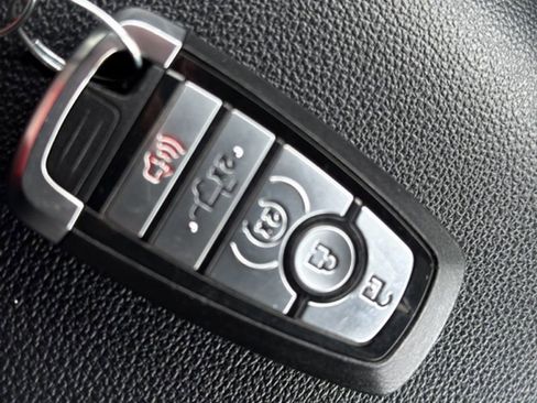 Used 2022 Ford F150 XLT w/ Equipment Group 302A High image 35