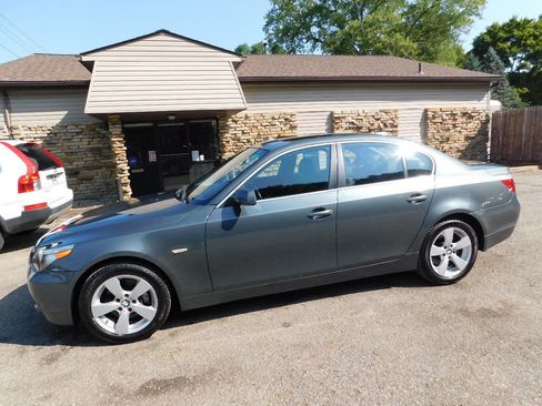 Used 2007 BMW 525xi Sedan image 4