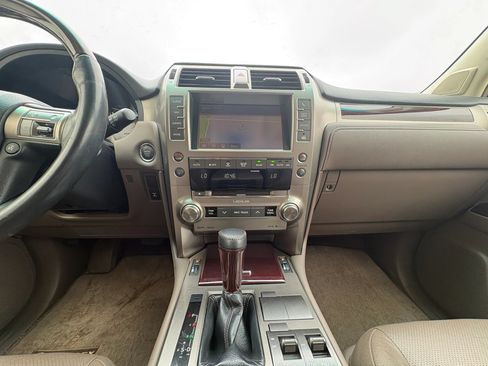 Used 2015 Lexus GX 460 w/ Premium Package AWD/4WD image 10