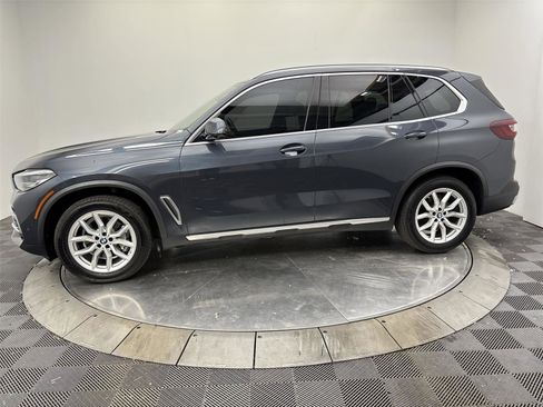Used 2022 BMW X5 xDrive40i w/ Climate Comfort Package AWD/4WD image 16