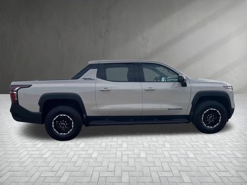 New 2026 Chevrolet Silverado EV Trail Boss w/ Premium Package image 7
