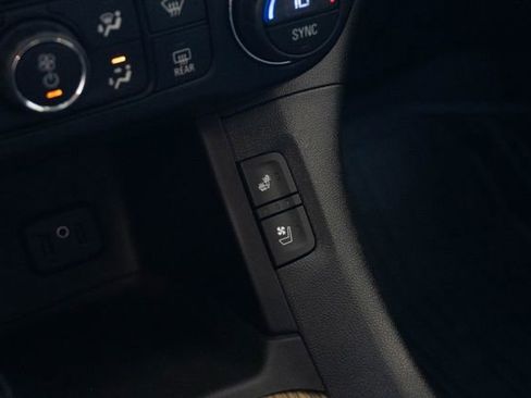 Used 2019 GMC Acadia Denali FWD image 34