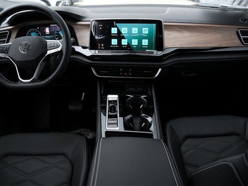 New 2026 Volkswagen Atlas SE image 20