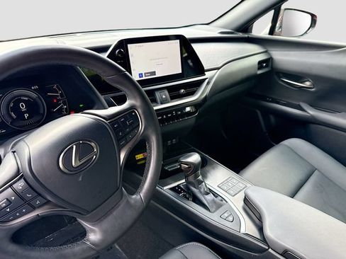Used 2024 Lexus UX 250h FWD w/ Premium Package image 9