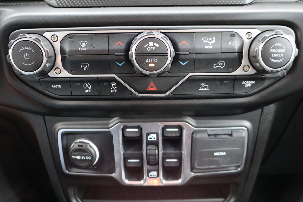 Used 2022 Jeep Gladiator Sport AWD/4WD image 9
