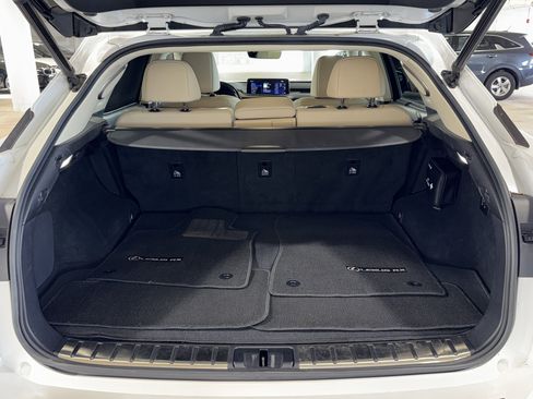 Used 2021 Lexus RX 450h AWD w/ Luxury Package image 14