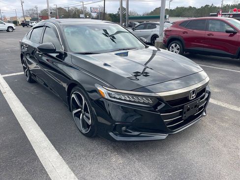 Used 2022 Honda Accord Sport image 3