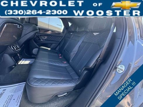 Used 2017 Bentley Bentayga image 25