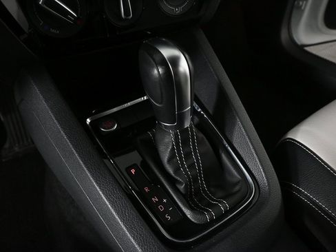 Used 2016 Volkswagen Jetta Sport image 15