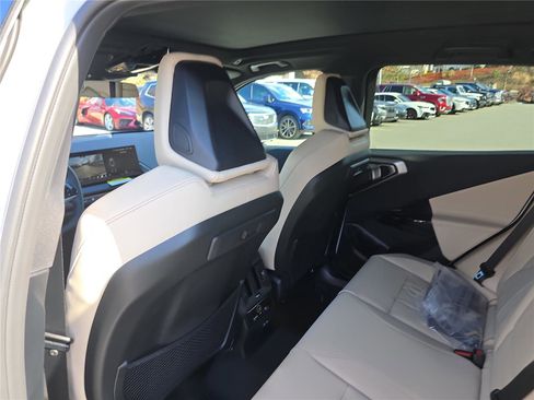 New 2026 BMW X3 xDrive30 w/ Convenience Package image 18