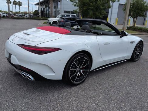 Certified 2023 Mercedes-Benz SL 55 AMG 4MATIC w/ Driver Assistance Package image 4