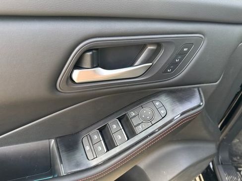 Used 2025 Nissan Rogue SV w/ Rock Creek Premium Package AWD/4WD image 12