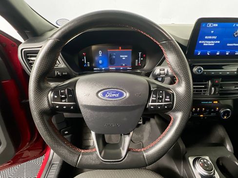 Used 2024 Ford Escape ST-Line image 17