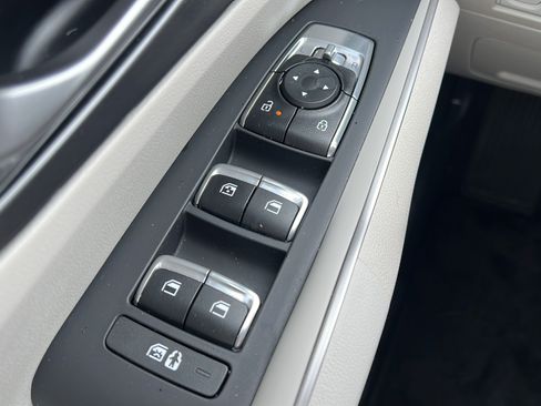 Used 2025 Kia Sorento EX w/ Panoramic Sunroof Package FWD image 24