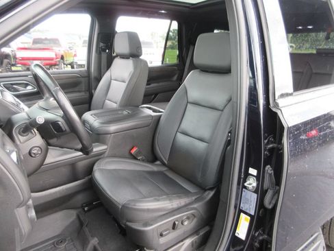 Used 2022 Chevrolet Tahoe LT w/ Luxury Package AWD/4WD image 22